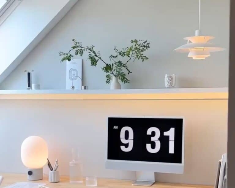 mosslanda lighted shelf