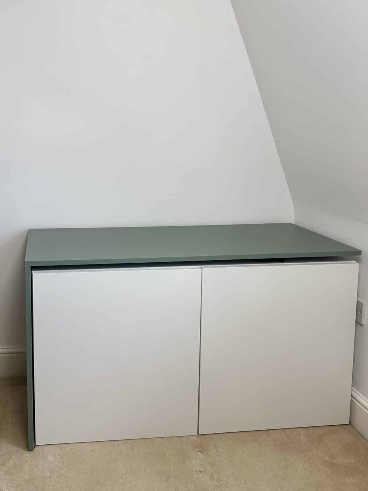 swivel rotating desk_closed - IKEA Hackers swivel rotating desk in closed position